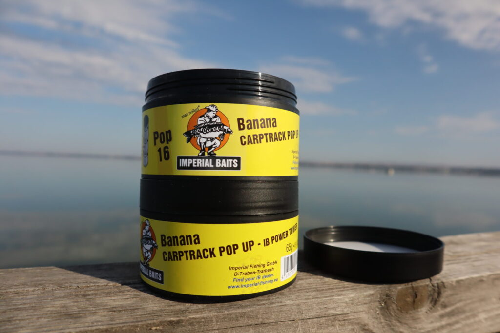 Flying Banana Pop-ups (16mm)